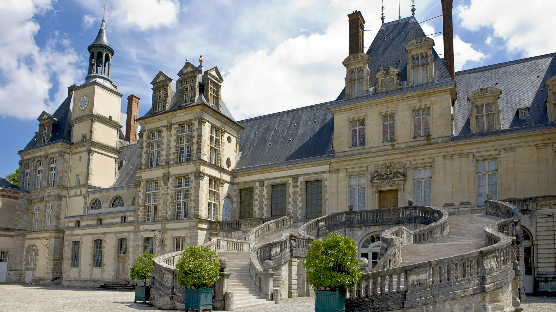 Taxi Lyon Chateau du clos de Vougeot ou château de Gilly